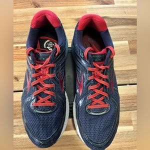Brooks GTS running shoe men’s Sz 12.5